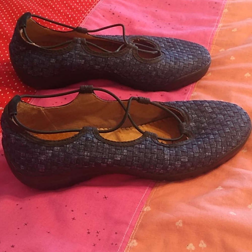 Bernie mev slip-on flats